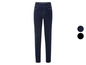 Dunkelblaue Jeans mit elastischem Bund.