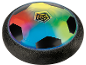 Schwebender Fußball mit bunten LED-Lichtern und schwarzem Schaumstoffrand