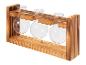 Holzständer mit drei Glasvasen für Pflanzen