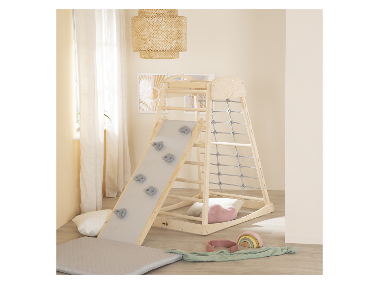 Roba Kletterdreieck mit Rutsche und Kletterwand im Kinderzimmer.