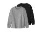 Zwei schlichte Sweatshirts, eines grau und eines schwarz, übereinander gestapelt.