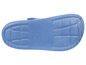 Die blaue Sohle eines Slippers.