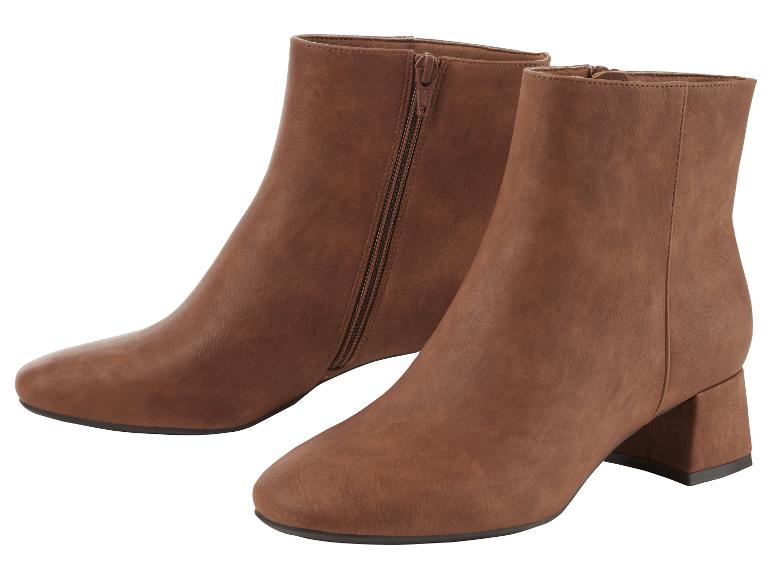 Hellbraune Stiefeletten mit Reißverschluss