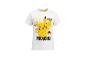 Weißes Kinder-T-Shirt mit großem Pikachu-Aufdruck, gelben Blitzen und dem Text „PIKACHU“.