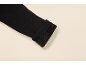 Nahaufnahme einer schwarzen Leggings mit warmem Fleece-Futter am Saum.