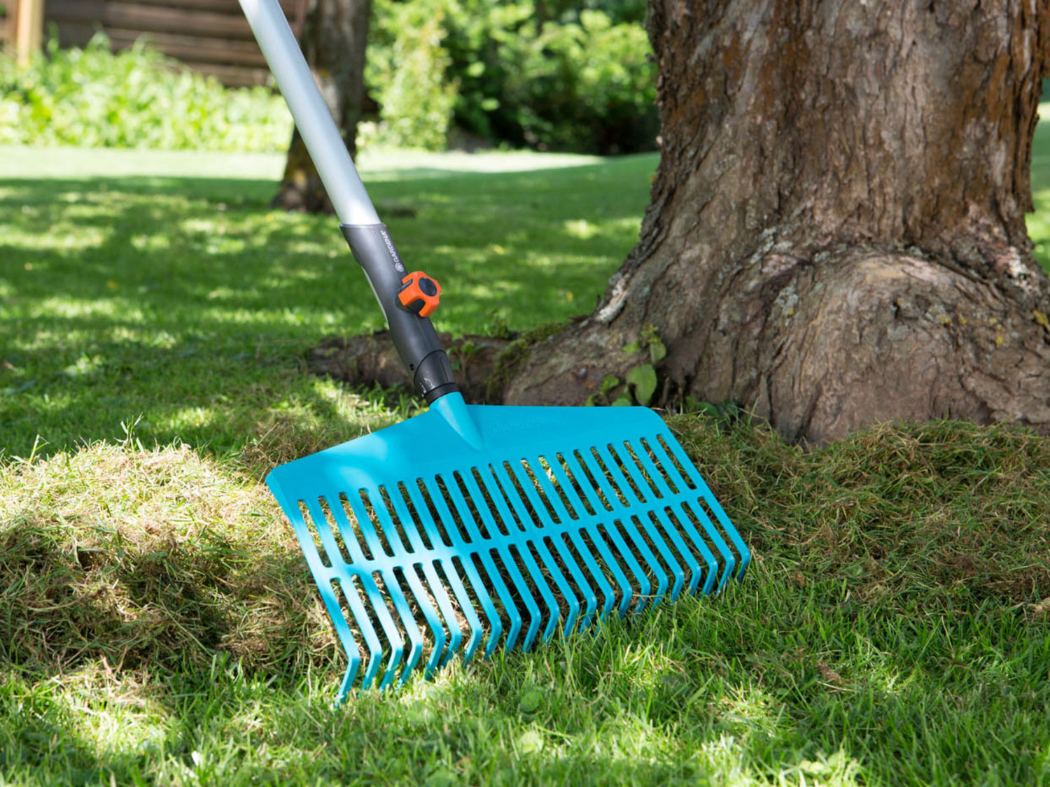 Rastrello-scopa Combisystem Gardena – Larghezza 43 Cm, 22 Denti In Plastica – Per Foglie E Detriti Del Giardino - 5