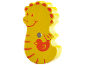 Gelbes Holzspielzeug in Dinosaurierform mit Magnet und Entenmotiv