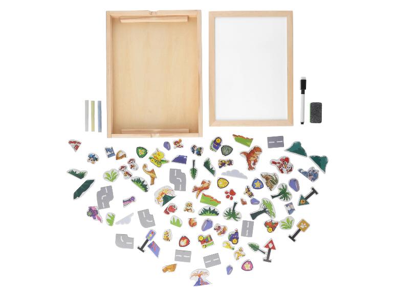 Magnettafel aus Holz mit Kreide, Marker, Radiergummi und Dinosaurier-Magneten.