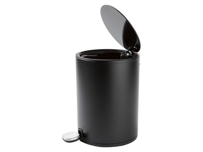 Ein schwarzer Mülleimer mit offenem Deckel.