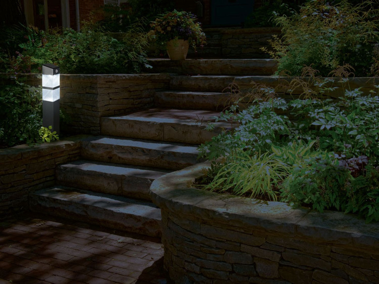 Gehe zu Vollbildansicht: LIVARNO LUX® Solar-Gartenleuchte, mit Bewegungsmelder - Bild 18