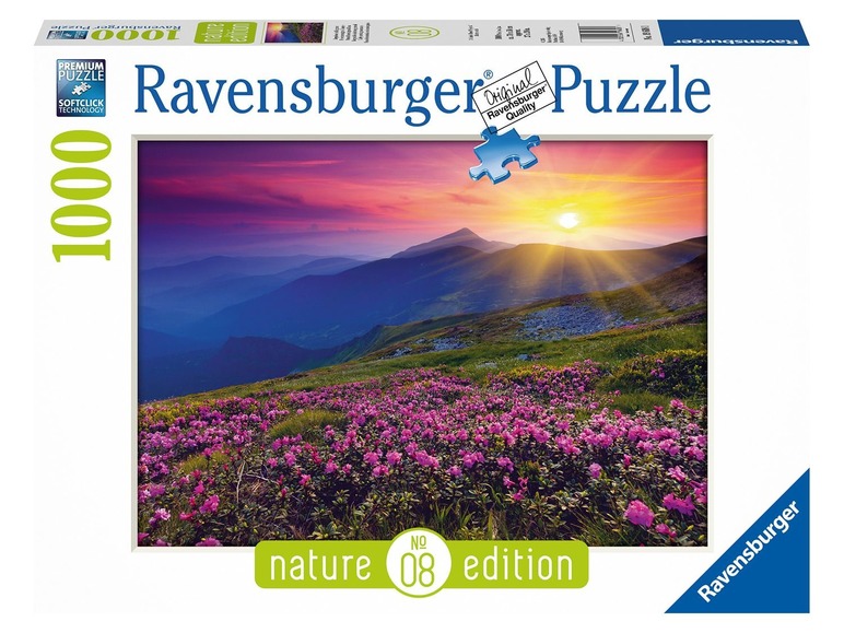 Gehe zu Vollbildansicht: Ravensburger Bergwiese im Morgenrot - Bild 1