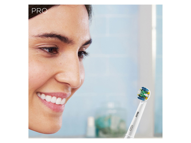 Gehe zu Vollbildansicht: Oral-B Elektrische Zahnbürste »Pro 1 100«, 2 Minuten Timer, mit 1 Aufsteckbürste - Bild 5