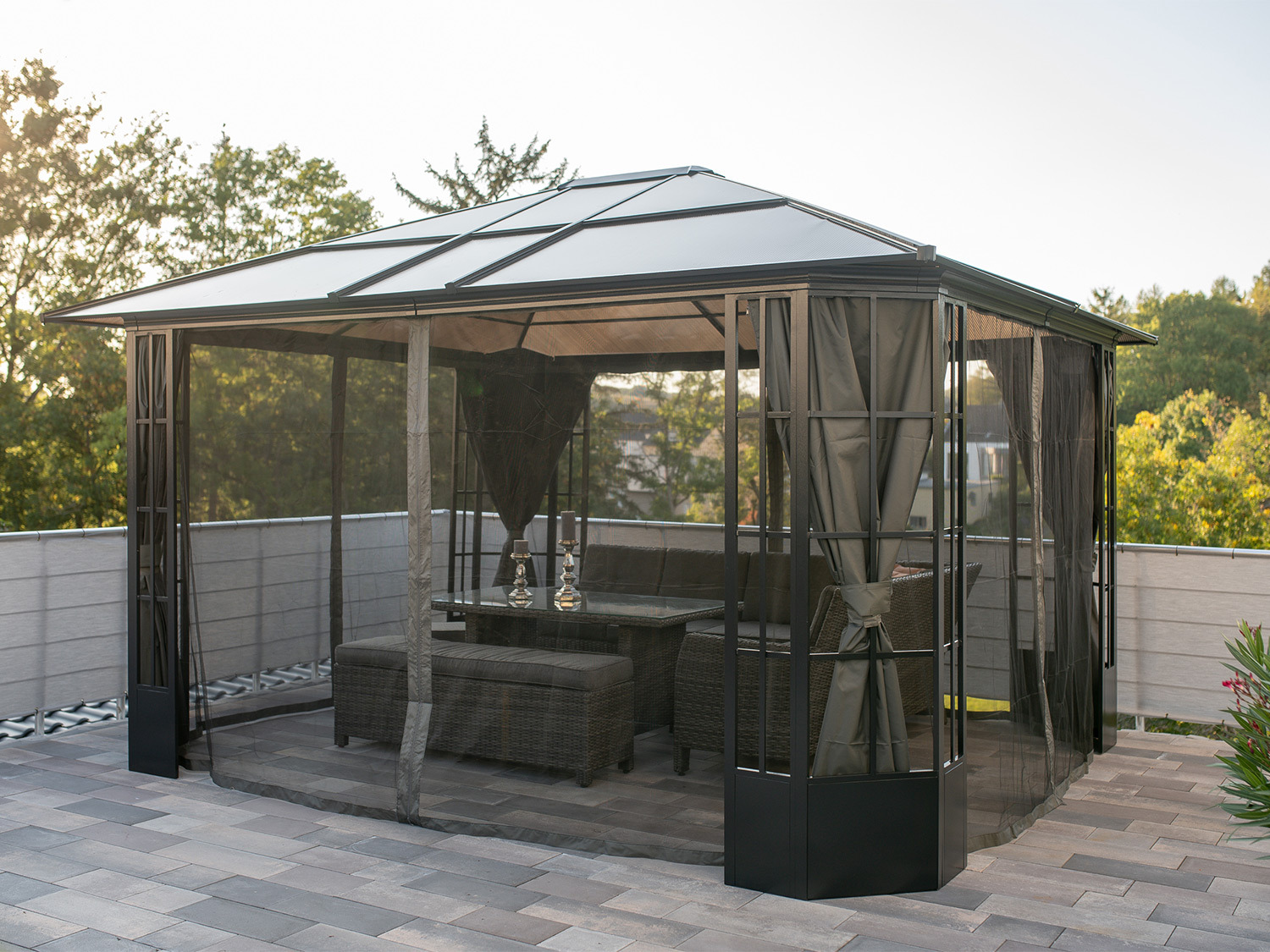 SOJAG Canada Alu Pavillon »Savino« 12x14, inkl. Moskitonetz - Lidl.de