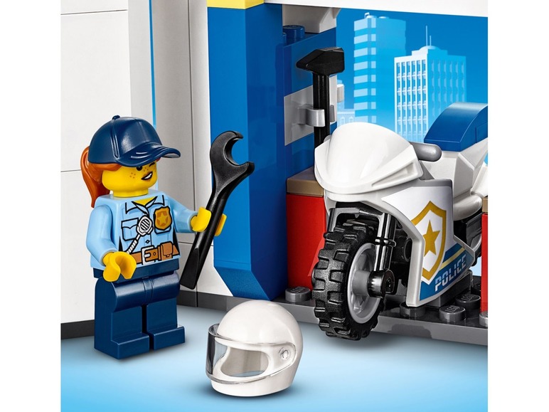 Gehe zu Vollbildansicht: LEGO® City 60246 »Polizeistation« - Bild 10