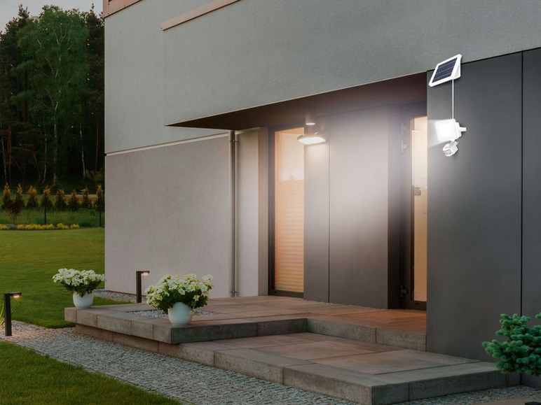 Gehe zu Vollbildansicht: Livarno Home LED-Solarstrahler, mit Bewegungsmelder - Bild 4