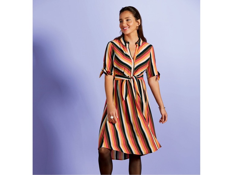 Gehe zu Vollbildansicht: ESMARA® Kleid, mit Knopfleiste, aus Viskose oder Lyocell - Bild 9