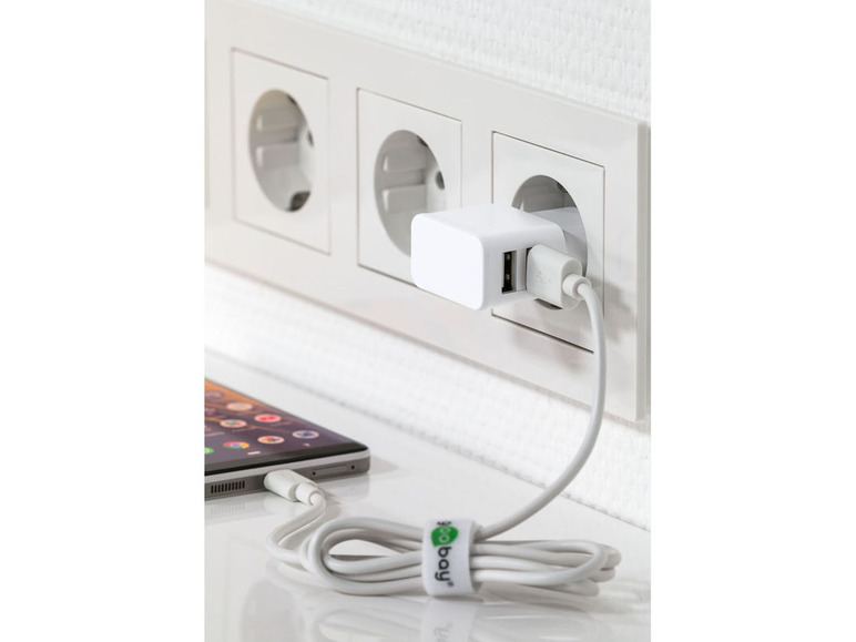 Gehe zu Vollbildansicht: Goobay Dual USB-A 2.0 auf Apple Lightning-Ladeset (12W), weiß - Bild 2