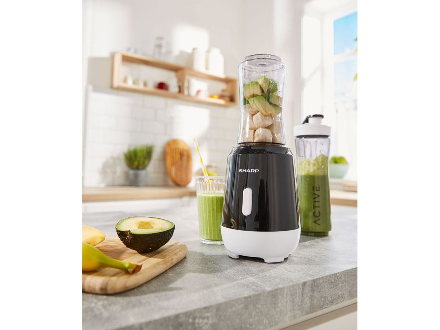 Sharp Smoothie Maker, 300 Watt, mit 2 Flaschen - Lidl.de