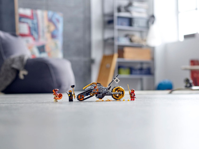 Gehe zu Vollbildansicht: LEGO® NINJAGO 70672 »Coles Offroad Bike« - Bild 9