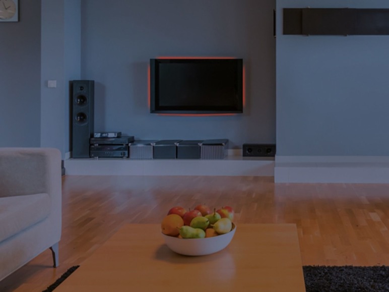 Gehe zu Vollbildansicht: LIVARNO LUX® TV-Beleuchtung, 4 LED-Bänder, 2,5 Watt, 16 Einzelfarben - Bild 9