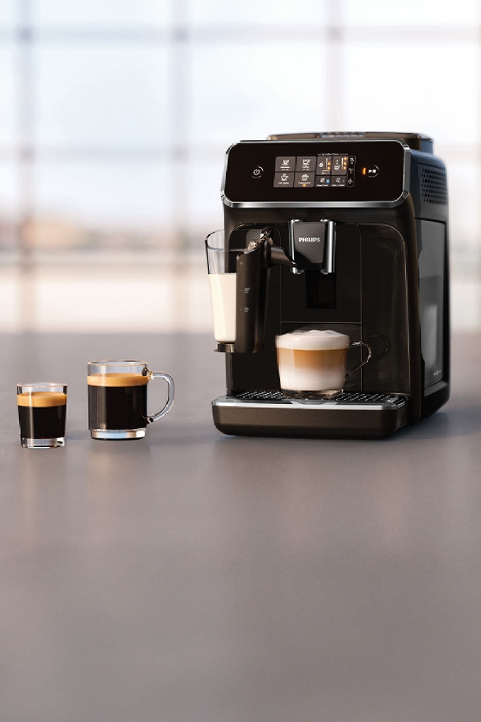 Philips Kaffeevollautomat mit Espresso, Kaffee und Latte Macchiato auf einer Theke.
