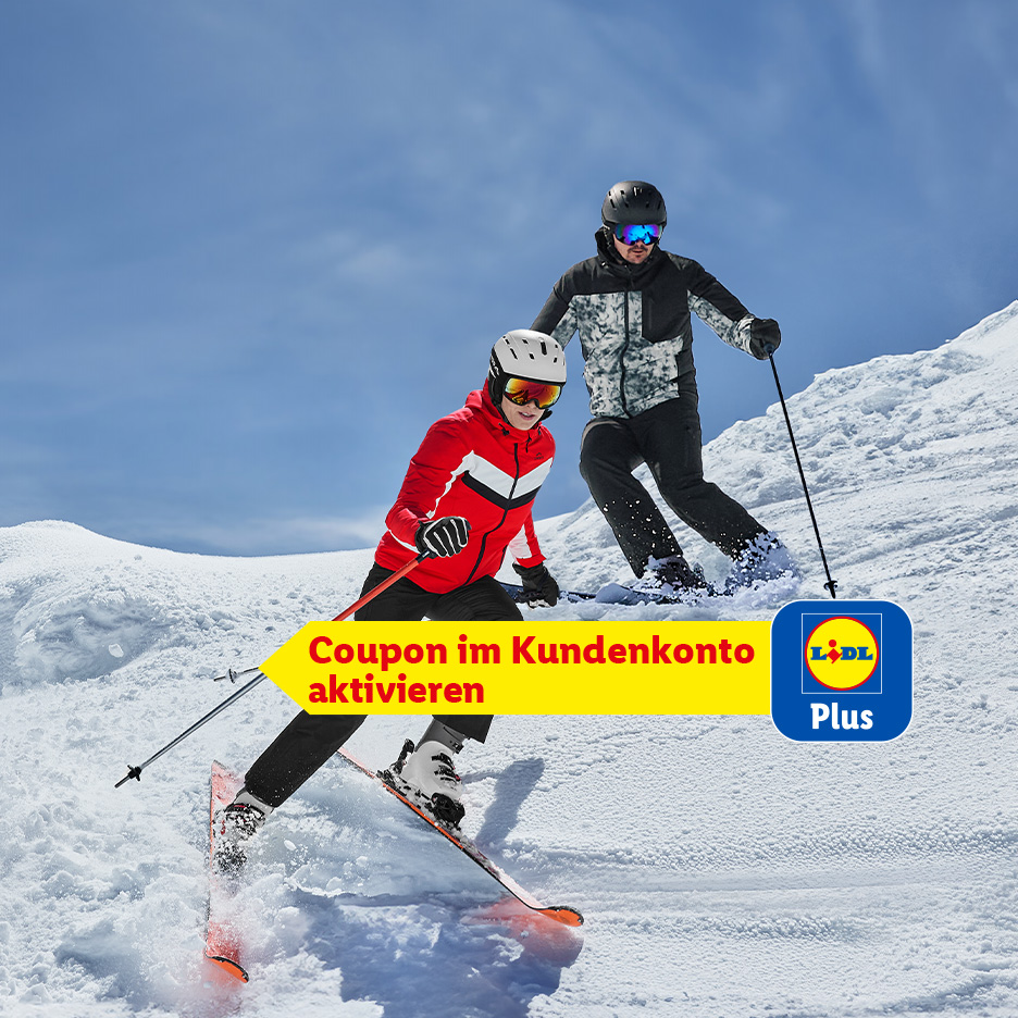 Zwei Skifahrer auf der Piste, mit einem Lidl Plus Coupon-Hinweis.