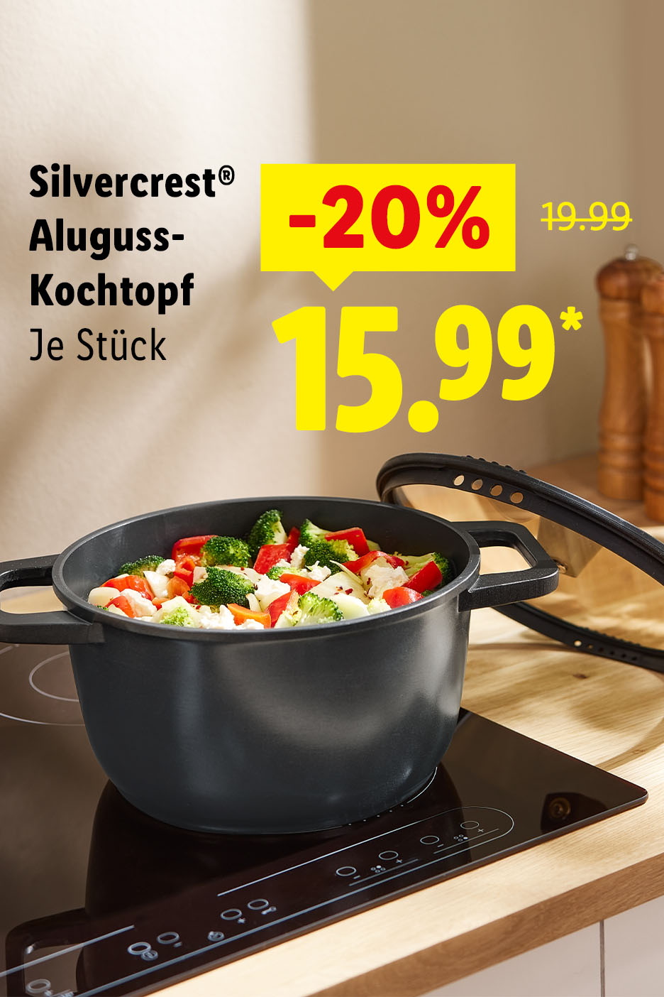 Aluguss-Kochtopf mit Gemüse auf einem Induktionskochfeld, beworben mit 20% Rabatt für 15.99€.