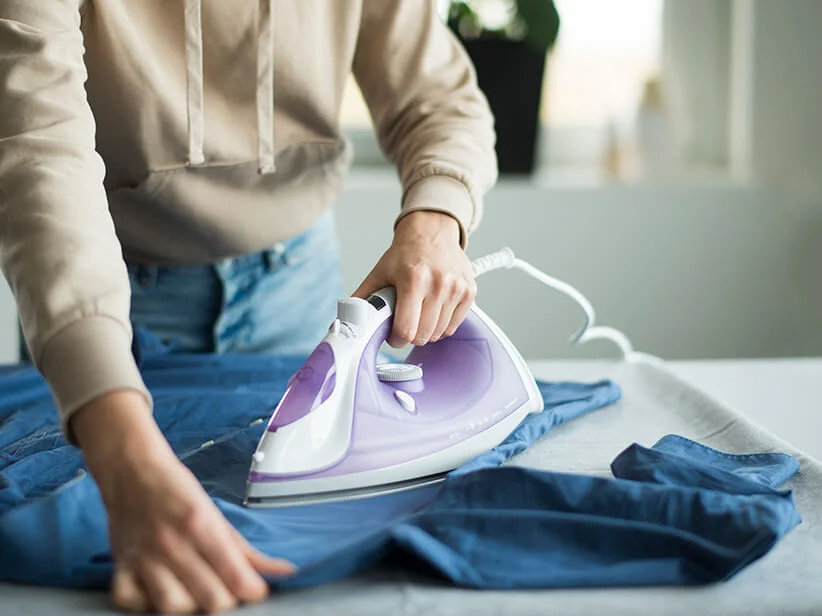 Einfach und schnell Wäsche bügeln