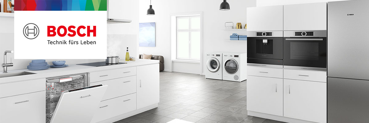 Bosch Haushaltsgeräte: Spülmaschine, Backofen, Kaffeemaschine und Waschmaschine.